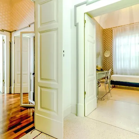 Prestigioso Alloggio In Dimora Storica Nel Centro Villa *